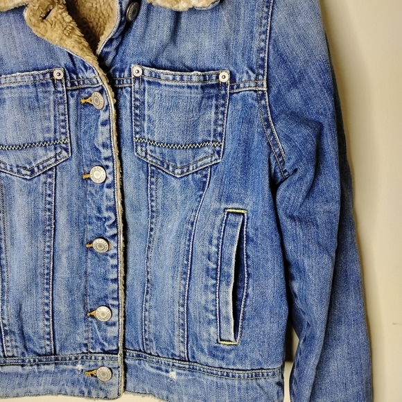 Old Navy Vintage Denim Trucker Jacket 90s Grunge Thrashed Sherpa Lined Indie - Picture 3 of 16